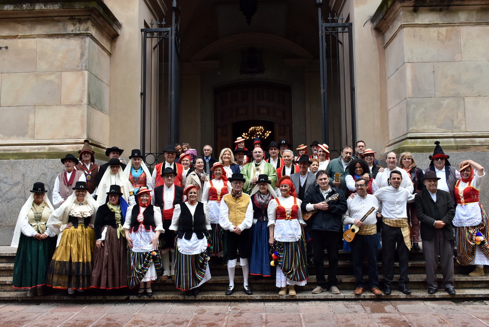 Tributo a Msr. Jacinto Vera