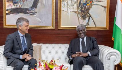 PRESENTACIÓN DE LA ESTRATEGIA ESPAÑA ÁFRICA 2025-2028 AL PRIMER MINISTRO DE COSTA DE MARFIL