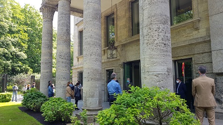 minuto silencio 400px.jpg