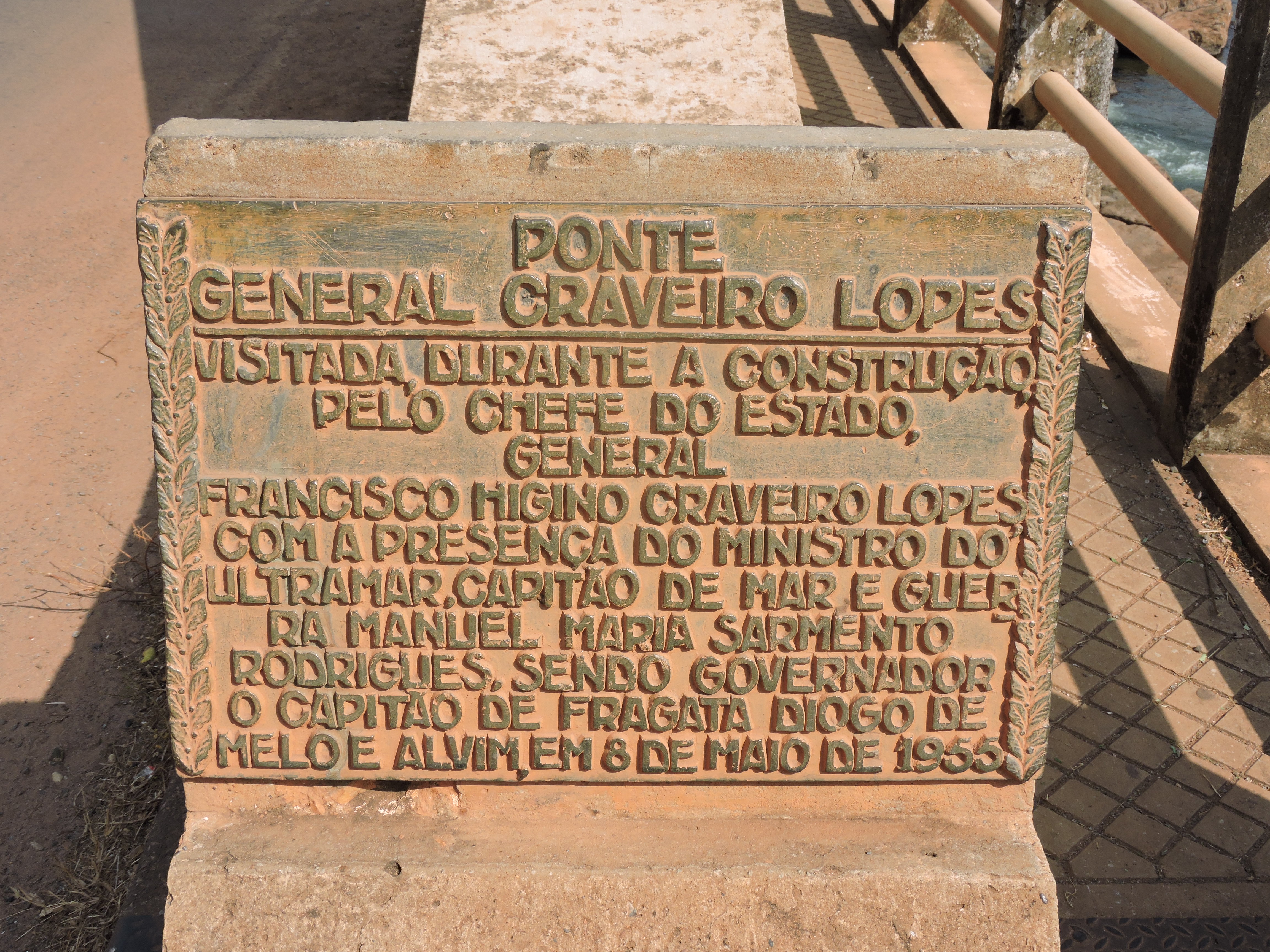 Inscripción del puente de Saltinho.JPG
