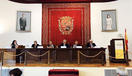 Mesa Redonda “Brasil: presente y futuro. Relaciones hispano-brasileñas”