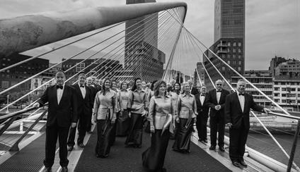 Tarde de coral en la iglesia Matías