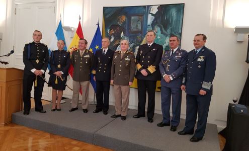 Dia Fuerzas Armadas Buenos Aires 04 Ret.jpg