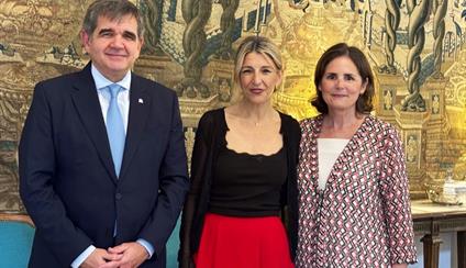 Visita Oficial de Yolanda Díaz