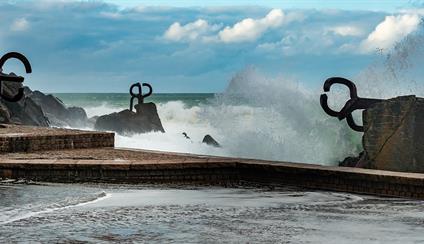 Exposición Eduardo Chillida 100 años