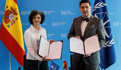 España formaliza un acuerdo con la CPI para el programa JPO