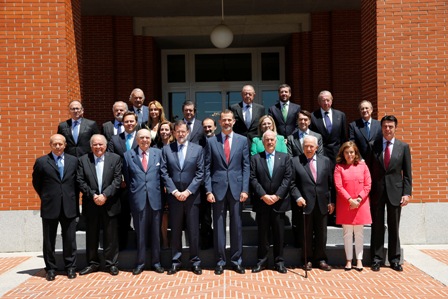 Foto familia patronato Fundación Carolina.jpg