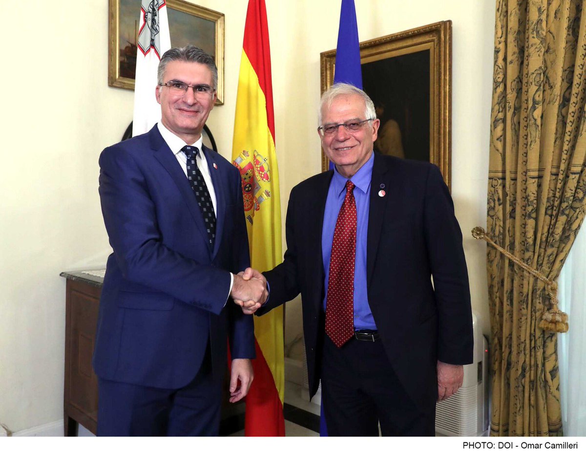 Ministro Borrell con ministro Abela.jpg