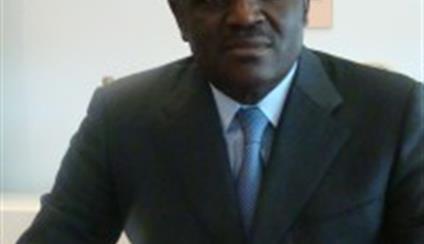 Sesión de trabajo del Embajador con el Ministro de Economía