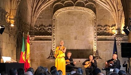 Entrega del Premio Luso Español de Arte y Cultura a MARIZA