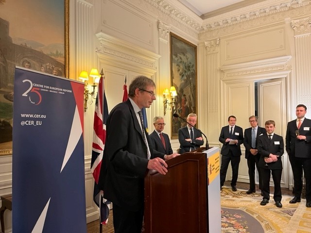 think thank noviembre 23