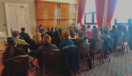 The Ambassador held a conference at the Civil Service Spanish Language Network