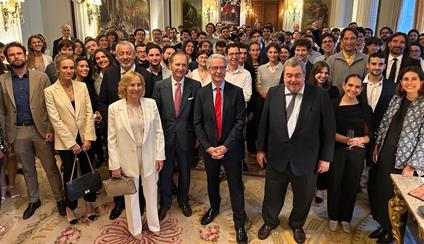 A meeting with Spanish Alumni and interns in the United Kingdom