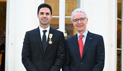 Mikel Arteta is bestowed the Order of Isabel la Católica