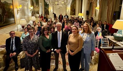 Women in Struggle: Democracy and Feminism in the Late Franco Era (1965-1975)