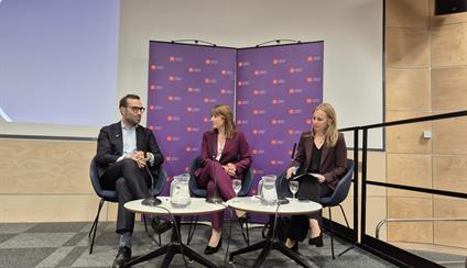 Visita oficial del ministro de Economía, Comercio y Empresa