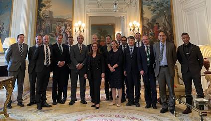 La Embajada recibió a alumnos del Curso Global Strategy del Royal College of Defence