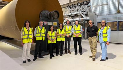 Visita de la embajadora a la planta de la empresa española SAICA en Partington (Manchester)