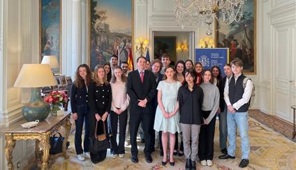 Students from Queen Mary University of London visit the Embassy