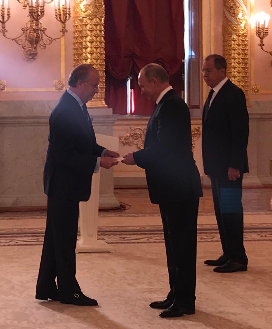 20181011 - 1 Embajador Valderrama Entrega cartas credenciales.jpg