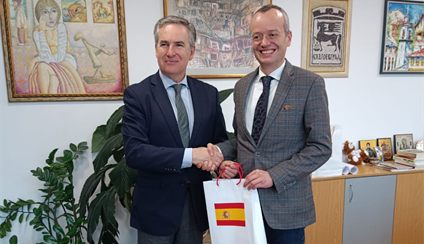 Reunión del Embajador de España con el Alcalde de Blagoevgrad