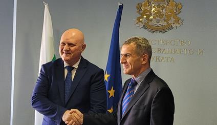 Visita de cortesía al Ministro de Educación