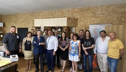 Reunión del Embajador y el Alcalde de Maglish