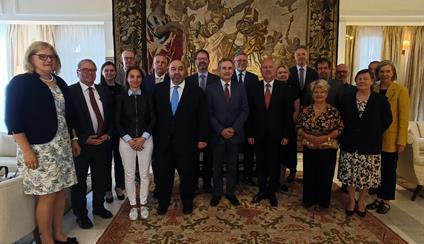 Desayuno de trabajo con el Ministro de Defensa