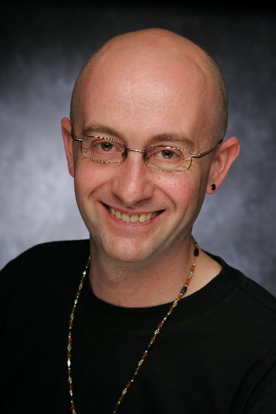 Emilio Bayon_600x600_100KB.jpg