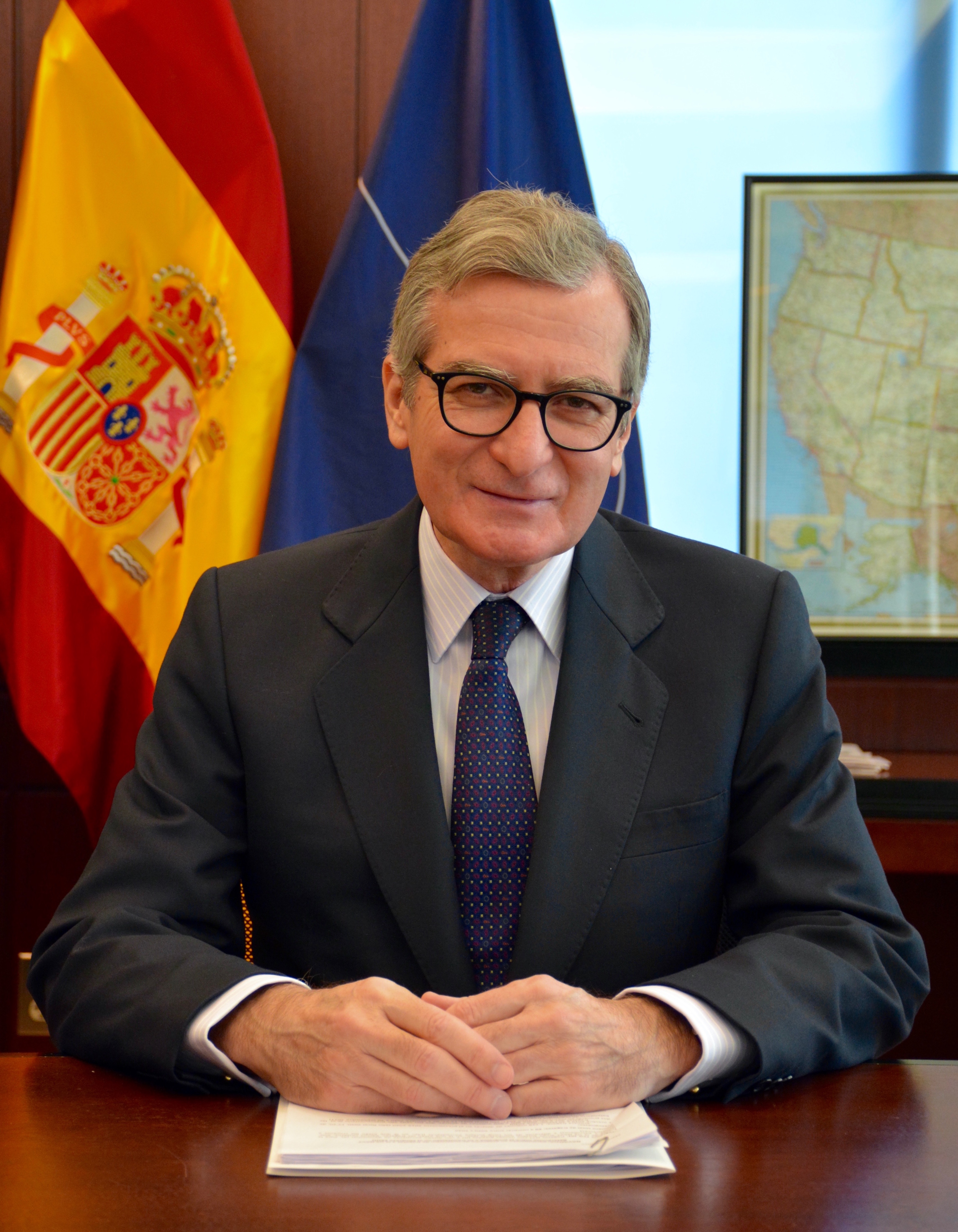 Embajador Cabanas.jpg