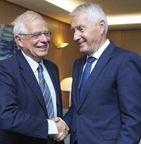 Josep Borrell y Thorbjorn Jagland