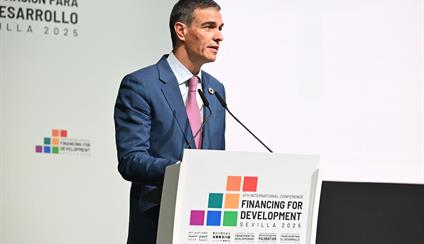 España se suma a la coalición que analiza medidas para mejorar la aportación del transporte aéreo a la sostenibilidad