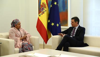 Pedro Sánchez recibe a Amina Mohamed, Vicesecretaria General de Naciones Unidas