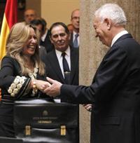 22/12/2011. José Manuel García-Margallo recibe de Trinidad Jiménez, su nueva cartera. Foto EFE