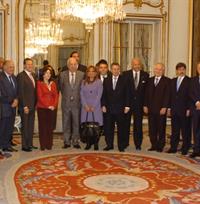 02/02/2012. El ministro junto a los embajadores iberoamericanos acreditados en Madrid. Foto Maec