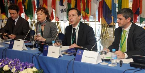 27/02/2012. El secretario General de Cooperación Internacional para el Desarrollo, Gonzalo Robles,  presidió ayer la 10ª Reunión Plenaria del Grupo Piloto de Financiación Innovadora para el Desarrollo. Foto Maec