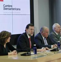 29/02/2012. El ministro junto al presidente del Gobierno, la vicepresidenta y el secretario general iberoamericano, en la presentación de la XXII Cumbre Iberoamericana. Foto EFE