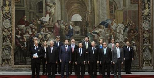 Foto de familia de la Cumbre Franco-Española celebrada en París. Foto EFE