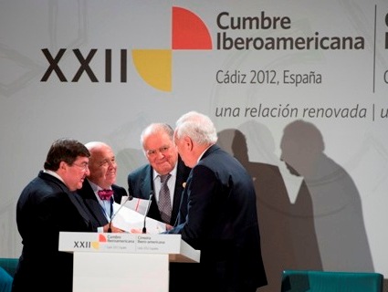 José Manuel García-Margallo, ha asistido al  VIII Encuentro Empresarial Iberoamericano en Cádiz. Foto Maec