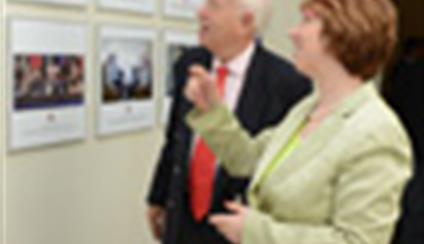 El ministro se entrevista con Catherine Ashton