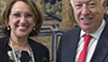 García-Margallo recibe a la secretaria general Iberoamericana 