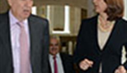 El ministro se reúne con la canciller de Colombia