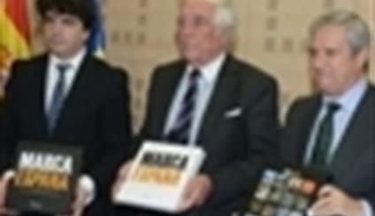 Un libro filatélico de Marca España promocionará la imagen del país en el mundo 