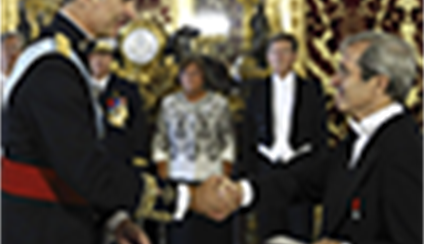 S. M. el Rey recibe las cartas credenciales de nuevos embajadores