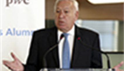 El ministro interviene en la Universidad de Deusto