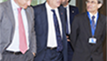 García-Margallo visita la Oficina europea de Armonización del Mercado Interior