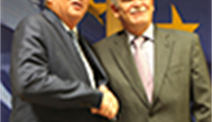 Alfonso Dastis se entrevista con Jean-Claude Juncker