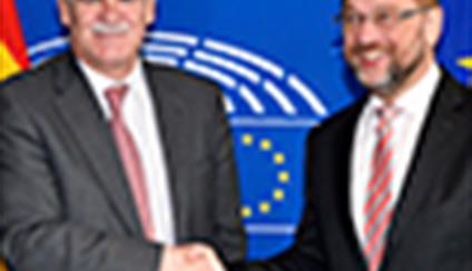 Alfonso Dastis se reúne con Martin Schulz
