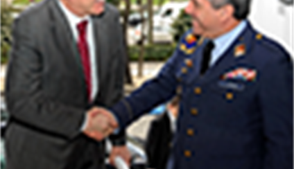 El ministro pronuncia una conferencia sobre política exterior y seguridad internacional