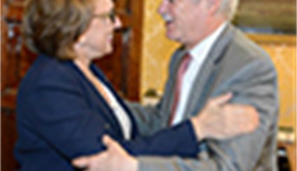 El ministro recibe a la secretaria general de SEGIB Rebeca Grynspan